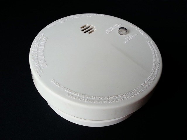 You are currently viewing Smoke Alarm Safety Tips